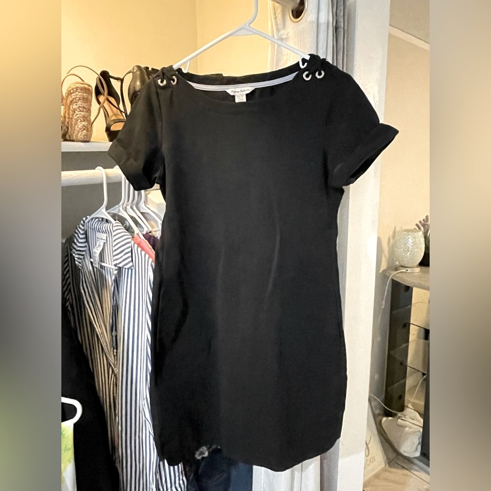 Tommy Bahama black tee shirt dress